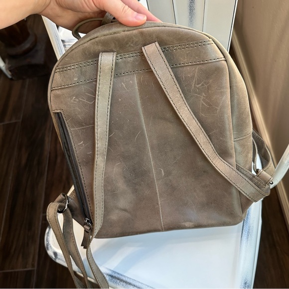 Burkely Leather Croco Cody dome texture gray green tan backpack soft Croc - Picture 5 of 16